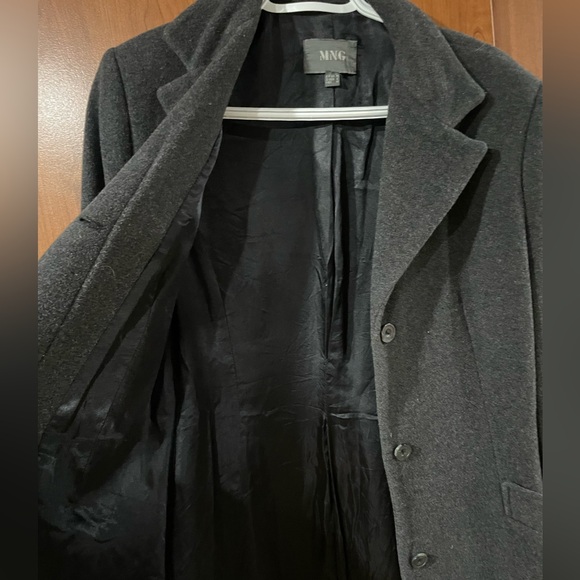 Mango Coat - Picture 2 of 5